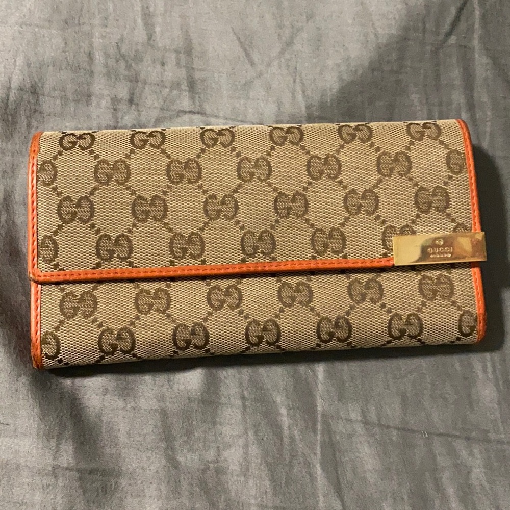 Gucci wallet